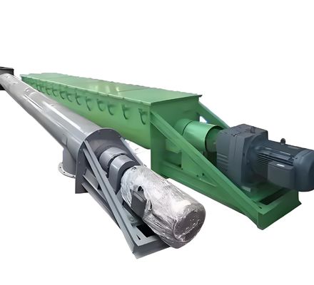 Un buen precio. Transportador espiral tubular en forma de U de inclinación vertical para cemento Carbón arena húmeda lodo arroz y partículas de polvo de helado en línea